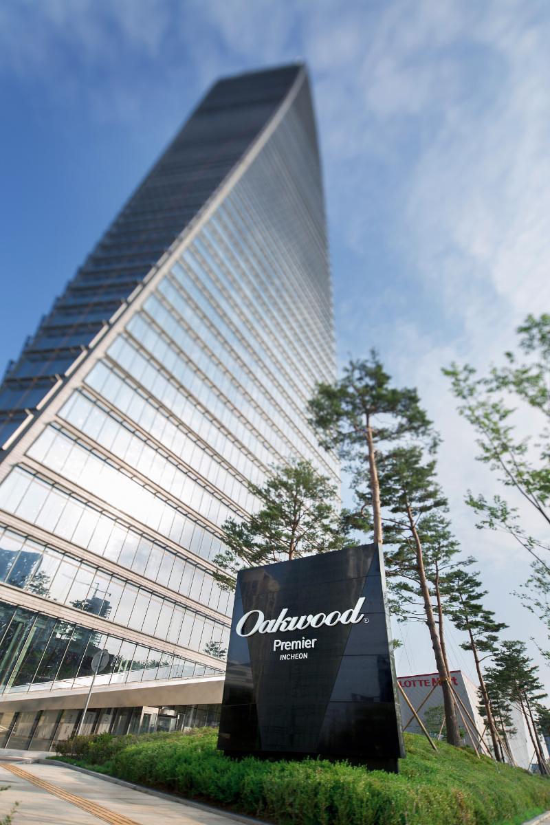Oakwood Premier Incheon Aparthotel Bagian luar foto
